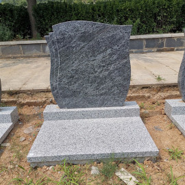 郑州市登封市莲花山人文纪念公园传统立碑墓型1号